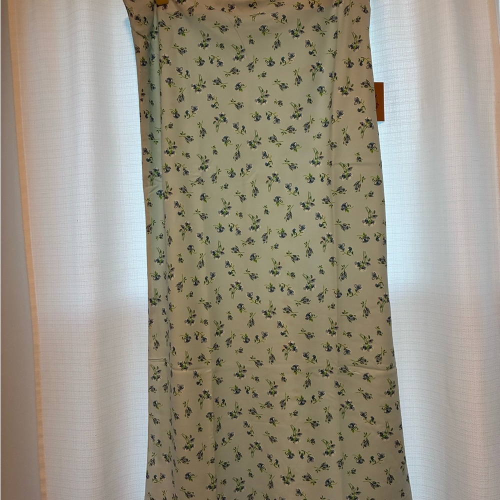 Elegant Floral Grey Bandit Candice Skirt Midi Skirt in light blue/mint green